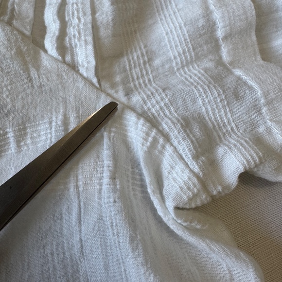 Knox Rose 1/2 Ballon Sleeve Sheer Layering V-Neck Top White Size Large Tassels - Picture 14 of 15